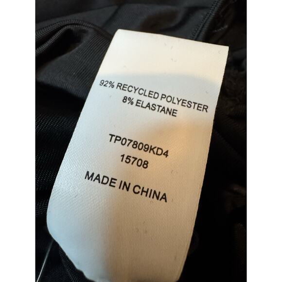 Meshki Seashell Crop Top Women’s XS Black Gold Statement Off Shoulder - Picture 6 of 9